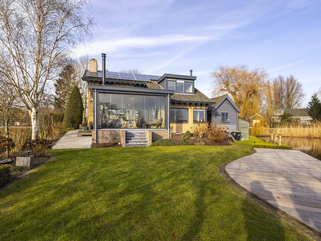 Muisbroekseweg 24, GIESSENBURG