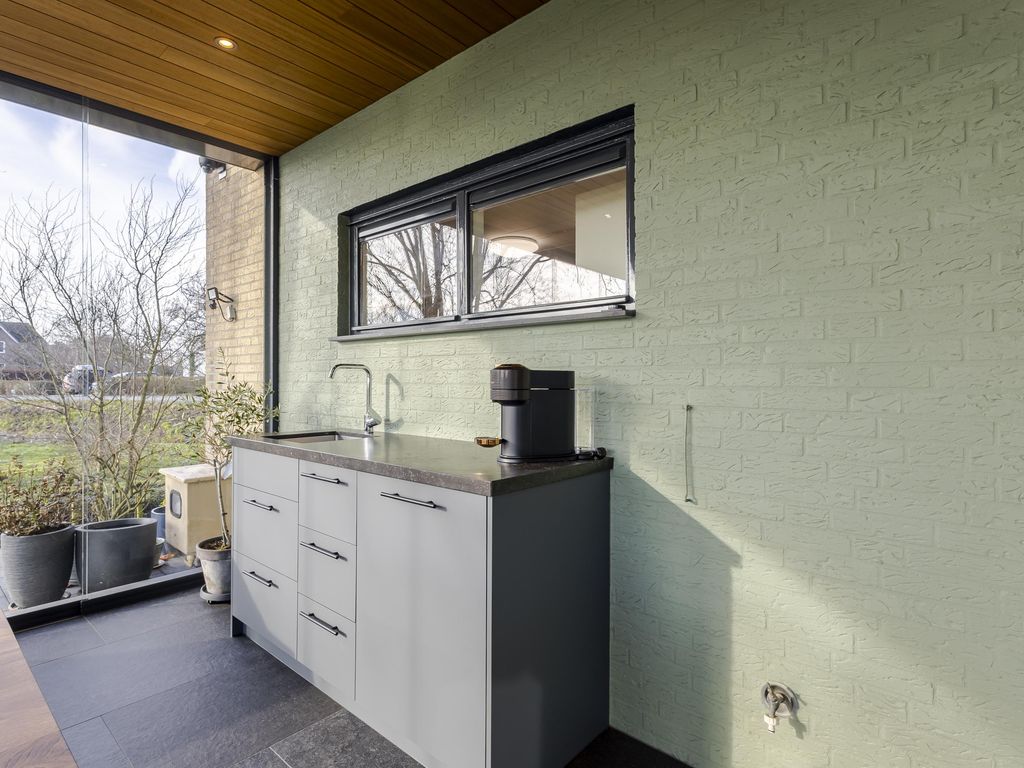 Muisbroekseweg 24, GIESSENBURG