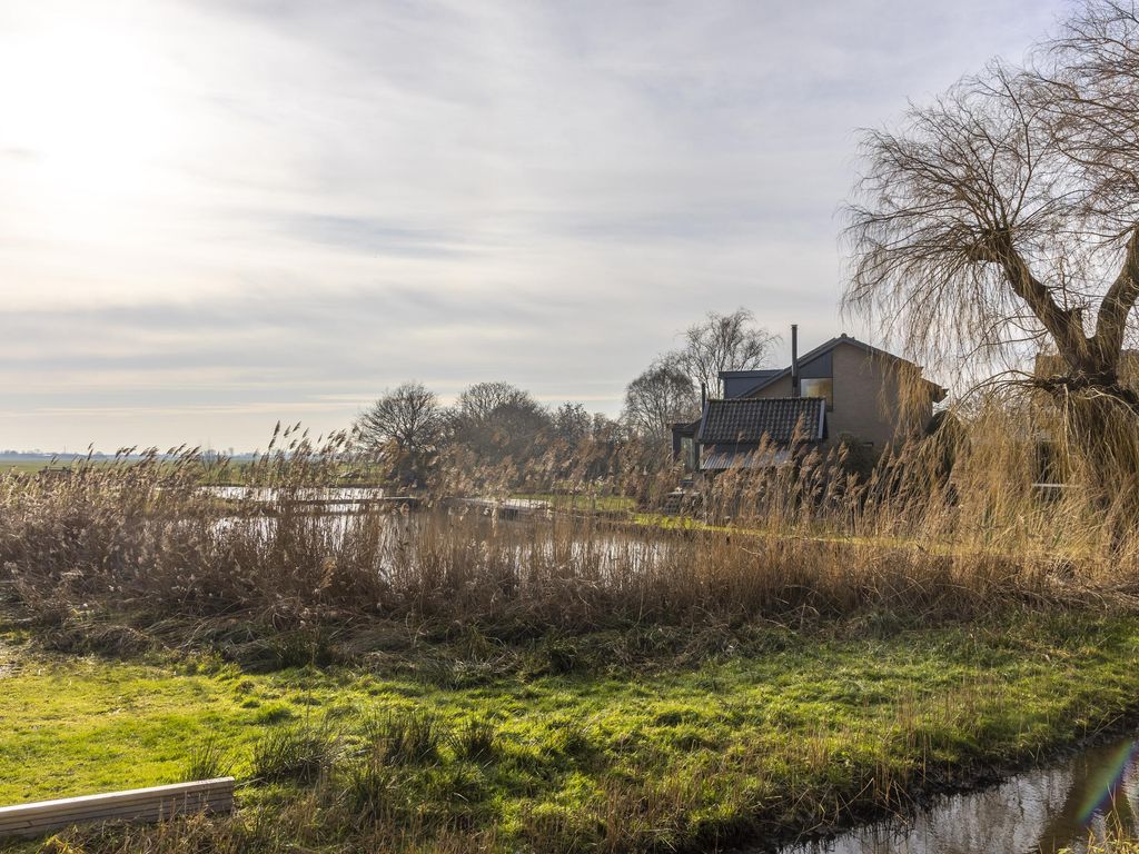 Muisbroekseweg 24, GIESSENBURG