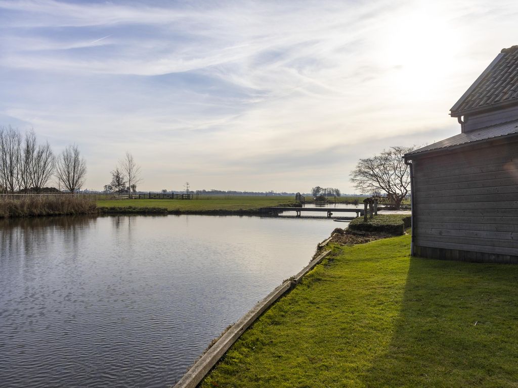 Muisbroekseweg 24, GIESSENBURG