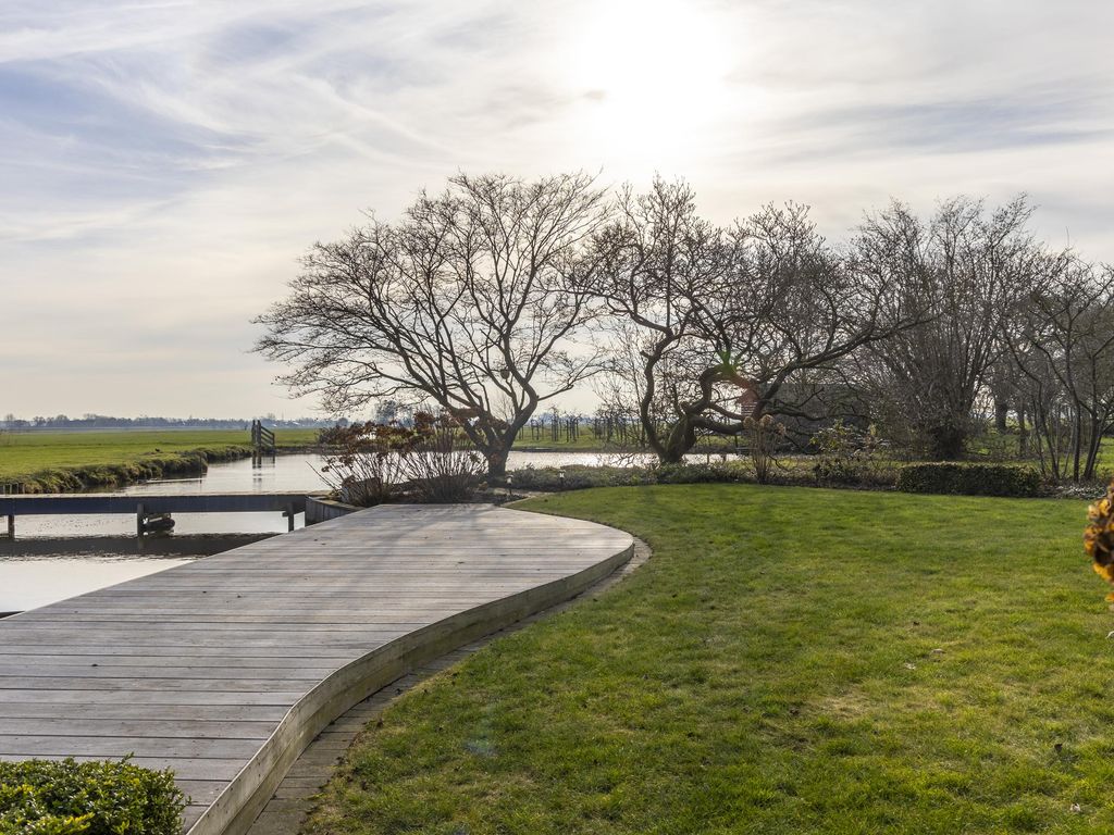 Muisbroekseweg 24, GIESSENBURG