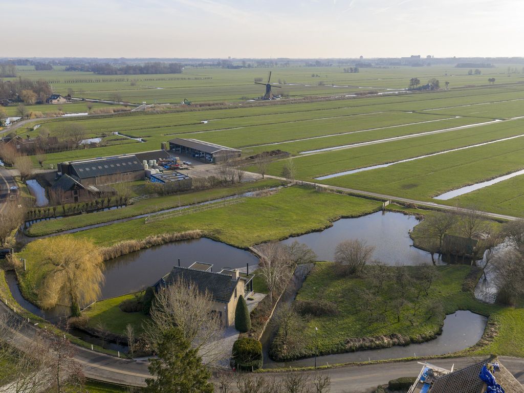 Muisbroekseweg 24, GIESSENBURG