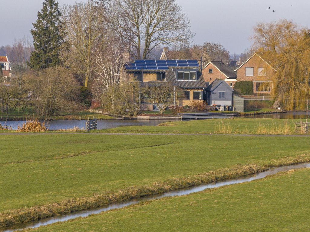 Muisbroekseweg 24, GIESSENBURG