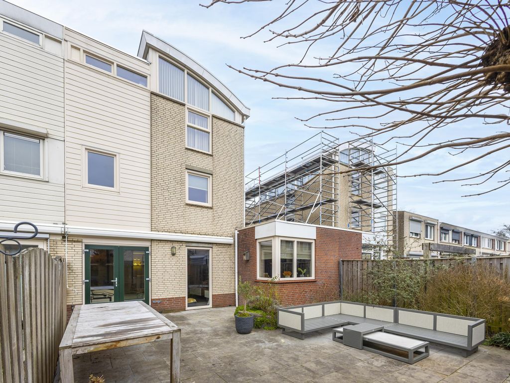 Krabbelaar 39, Sliedrecht