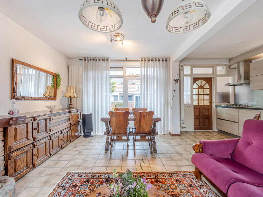 Rembrandtstraat 57, Hardinxveld-Giessendam