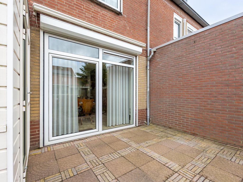 Rembrandtstraat 57, Hardinxveld-Giessendam