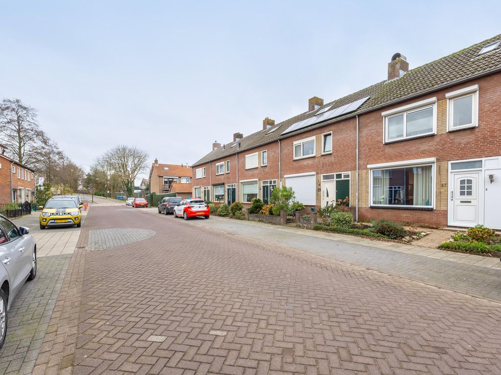 Rembrandtstraat 57, Hardinxveld-Giessendam