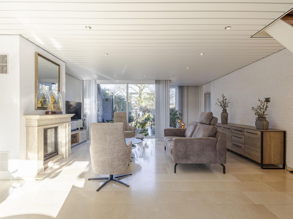 Akkerwinde 62, Alblasserdam