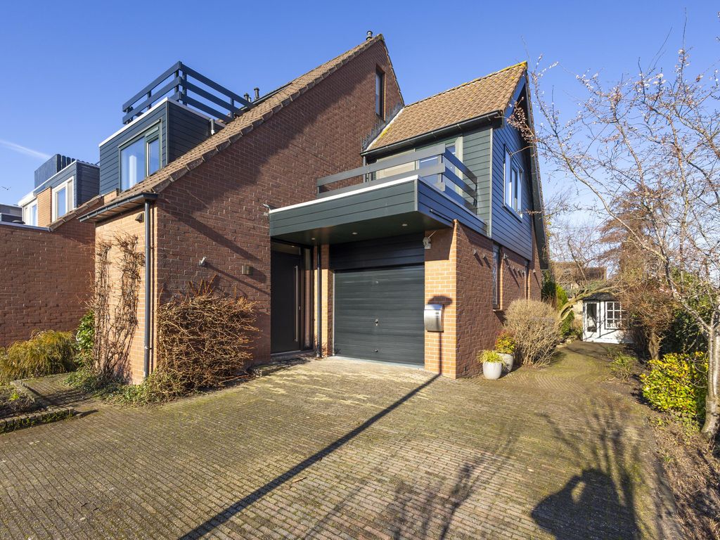 Akkerwinde 62, Alblasserdam