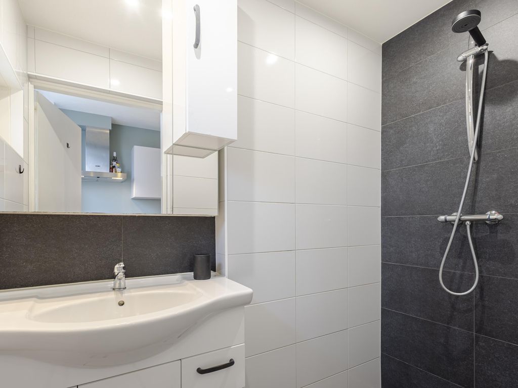 Maasstraat 54, HARDINXVELD-GIESSENDAM