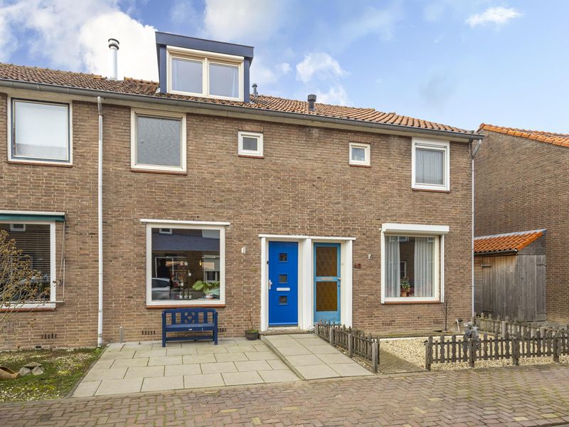 Koningin Julianastraat 46, Hardinxveld-giessendam