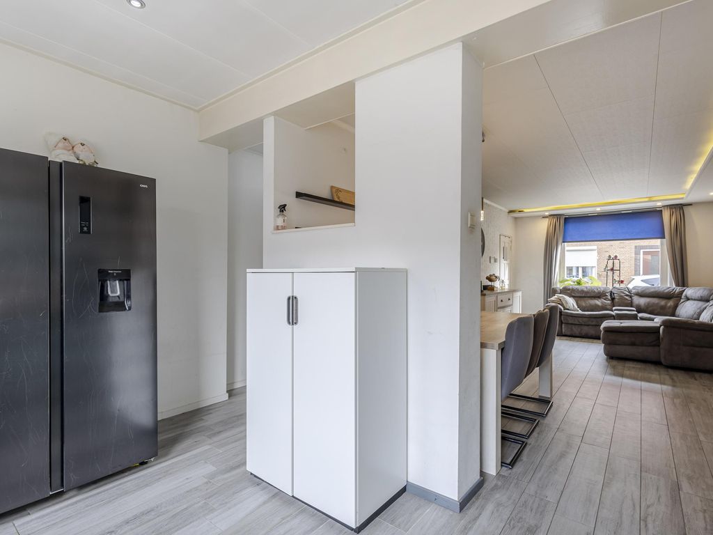 Koningin Julianastraat 46, Hardinxveld-Giessendam