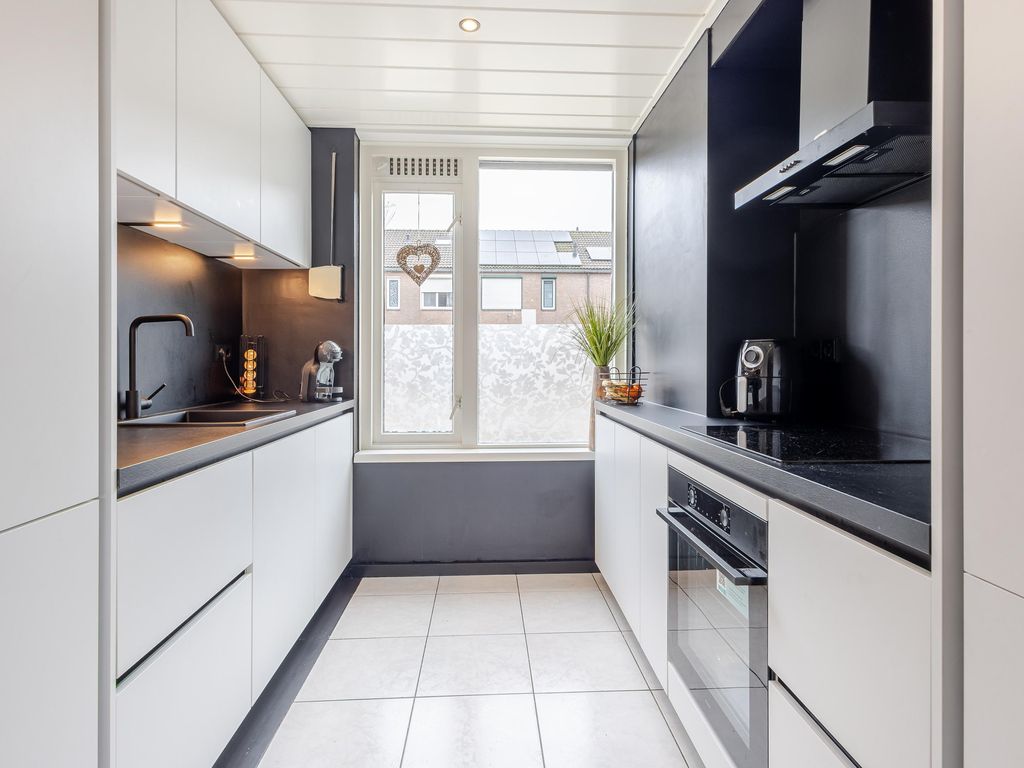 Giessenland 68, Hoornaar