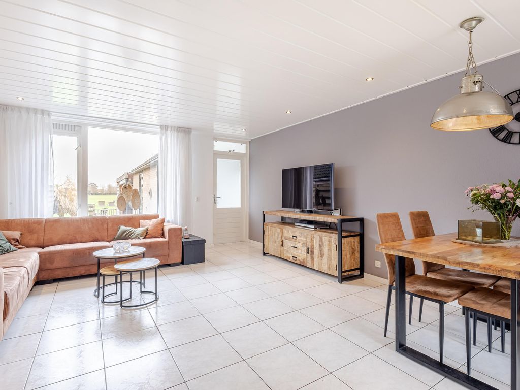 Giessenland 68, Hoornaar