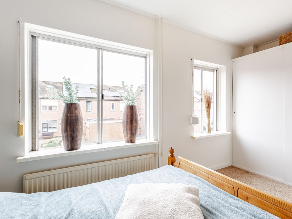 Giessenland 68, Hoornaar