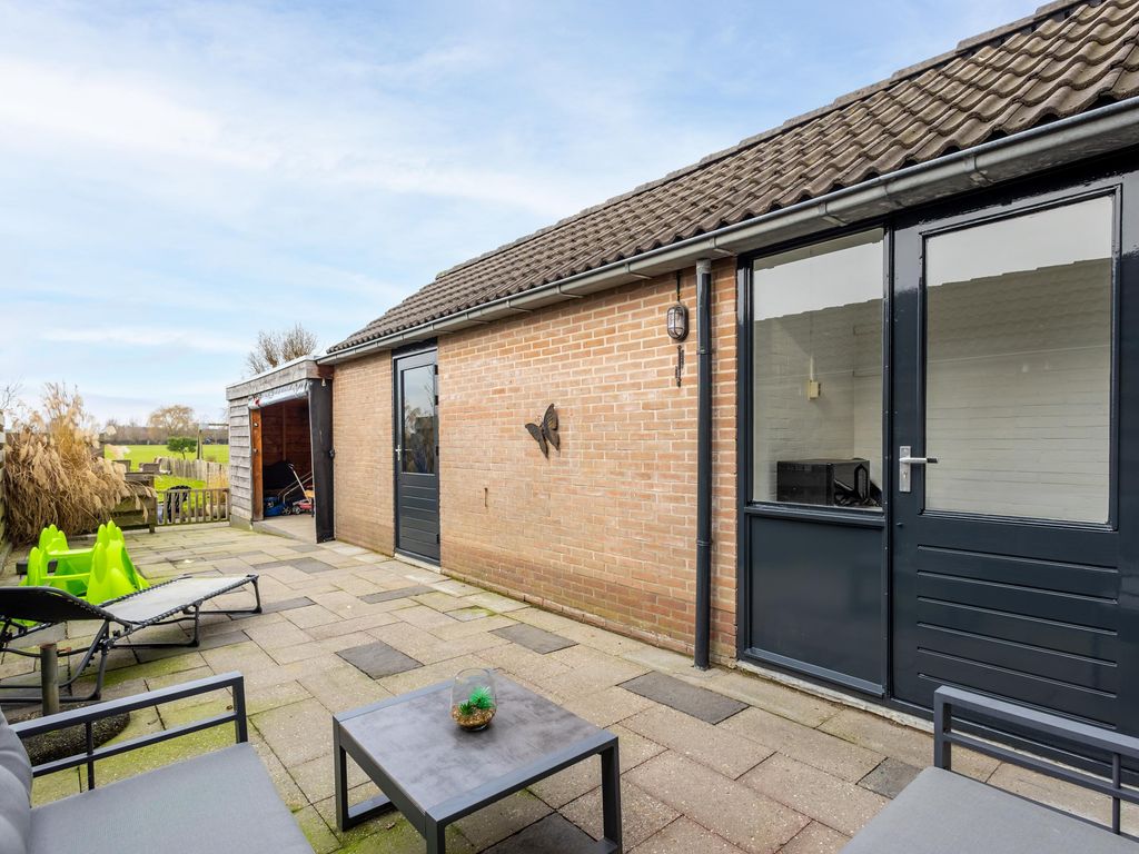 Giessenland 68, Hoornaar