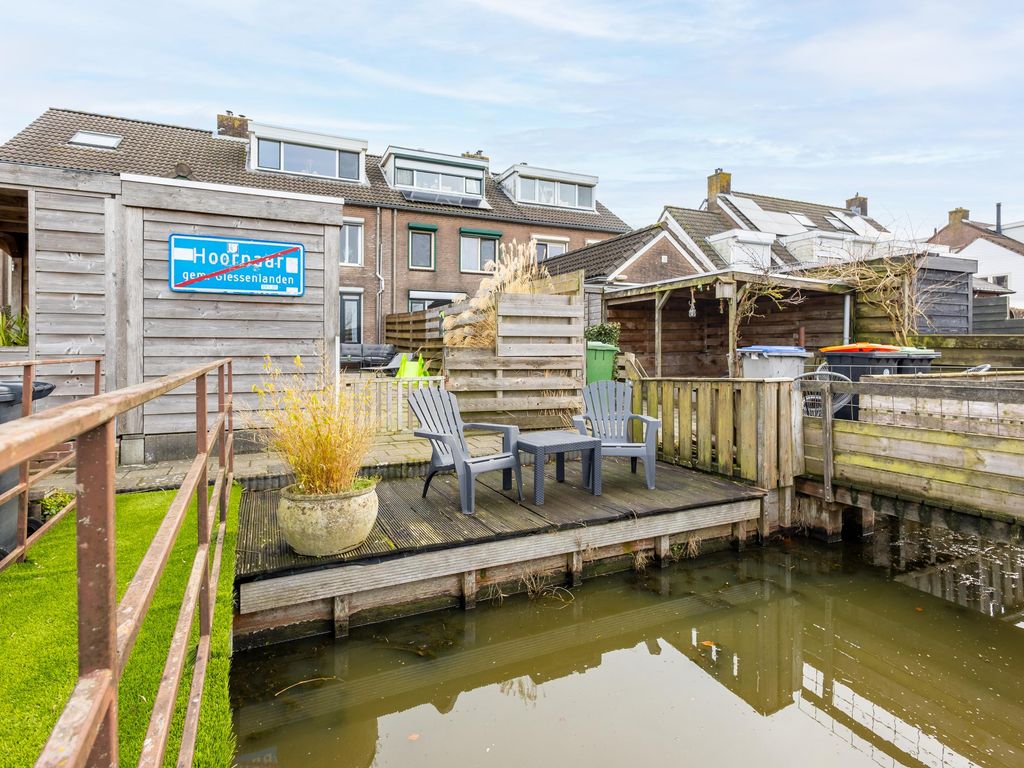 Giessenland 68, Hoornaar