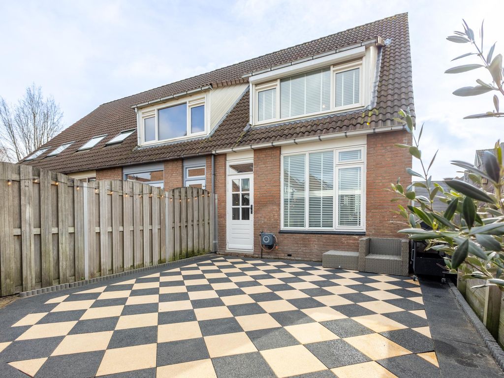 Breedewaij 55, Hardinxveld-Giessendam