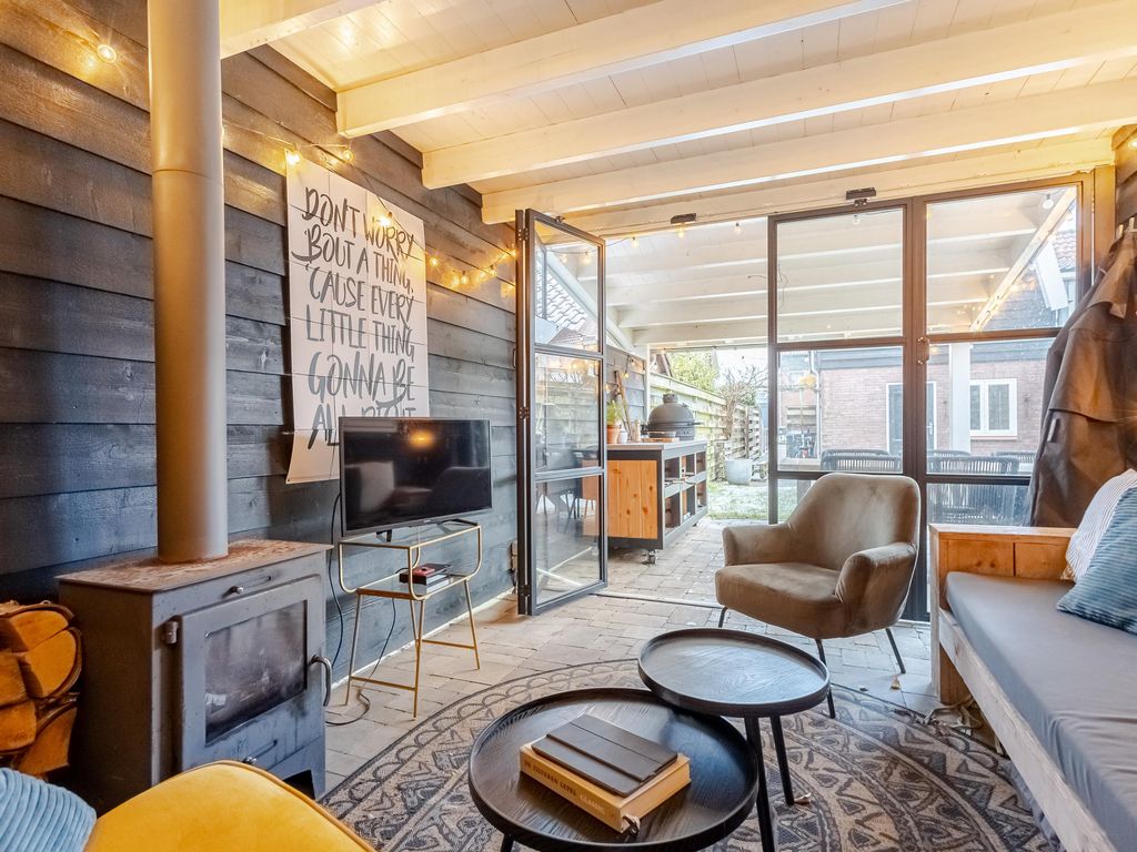 Akkerstraat 15, Hardinxveld-Giessendam