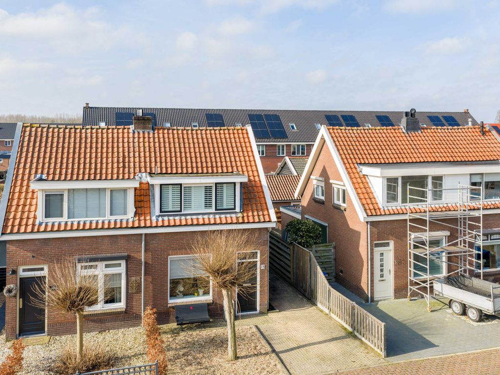 Akkerstraat 15, Hardinxveld-Giessendam