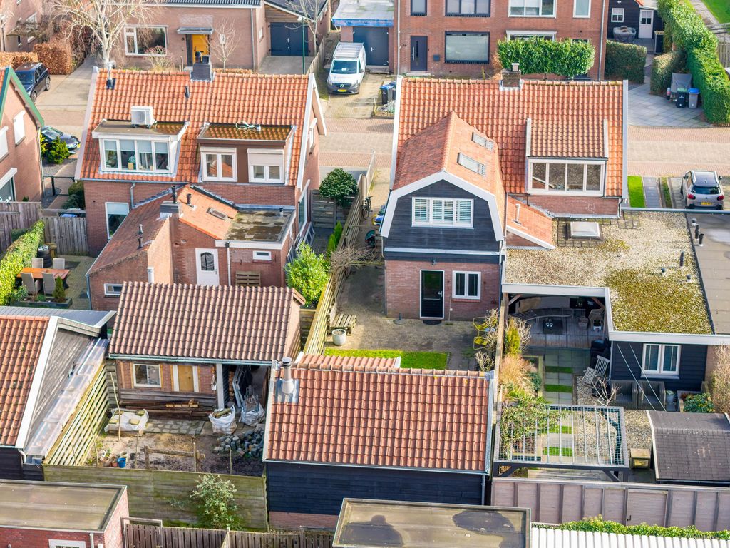 Akkerstraat 15, Hardinxveld-Giessendam