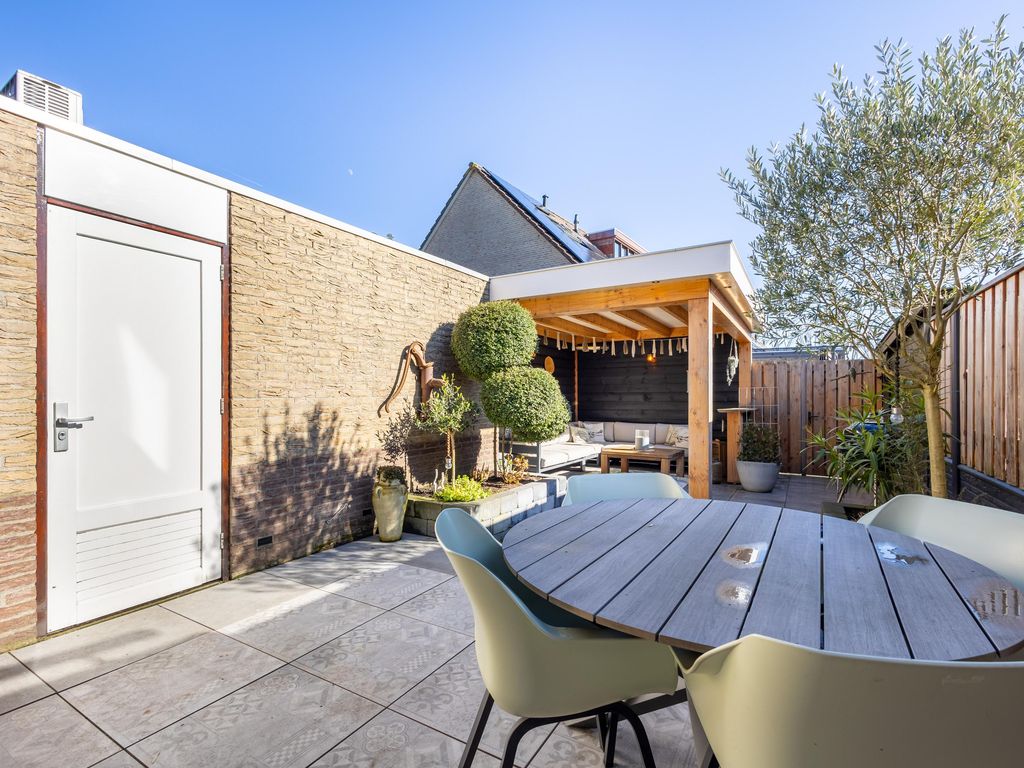 Aletta Jacobs-erf 472, DORDRECHT