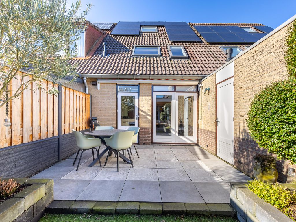 Aletta Jacobs-erf 472, DORDRECHT