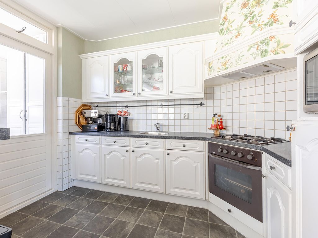 Graaf Adolfstraat 1, HARDINXVELD-GIESSENDAM