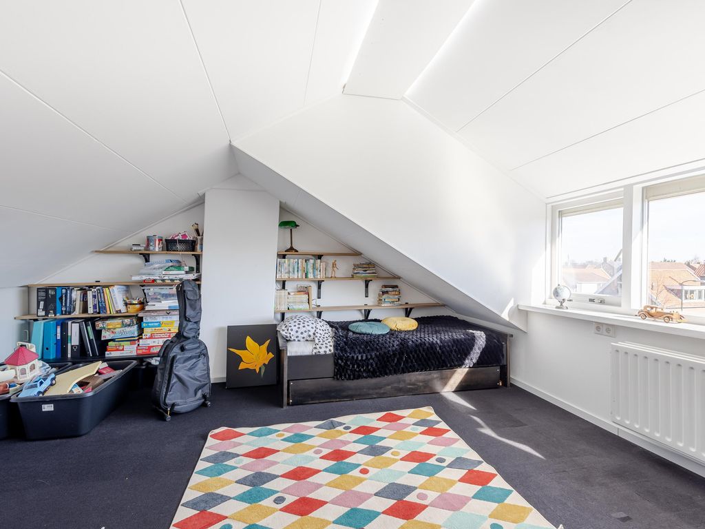 Graaf Adolfstraat 1, HARDINXVELD-GIESSENDAM