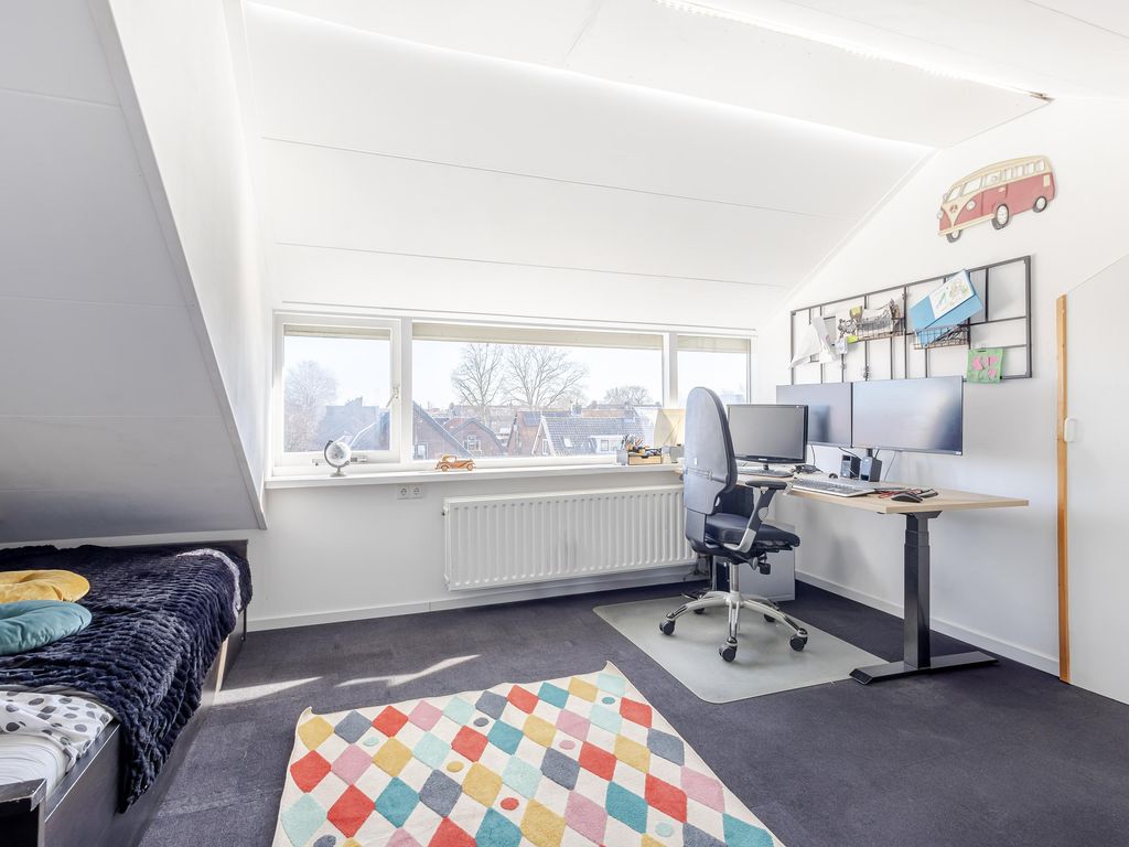 Graaf Adolfstraat 1, HARDINXVELD-GIESSENDAM