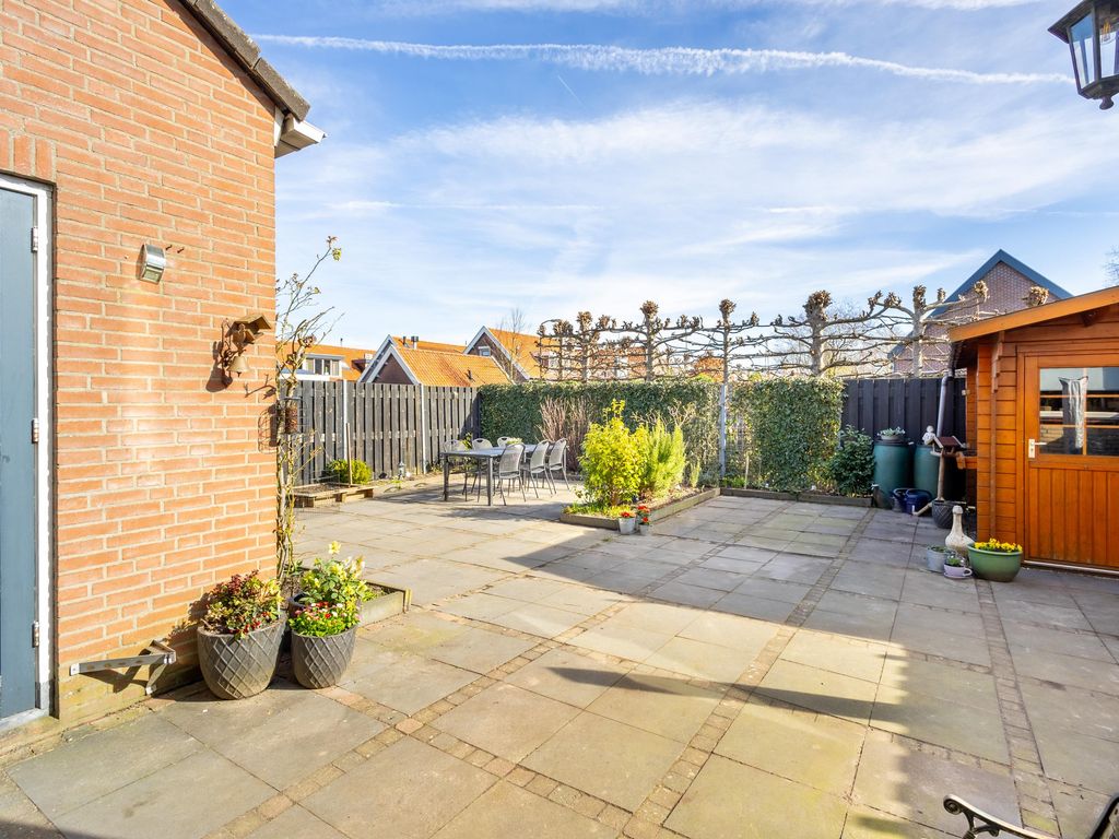 Graaf Adolfstraat 1, HARDINXVELD-GIESSENDAM