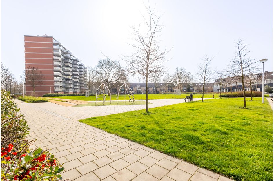 P.J. Oudstraat 70