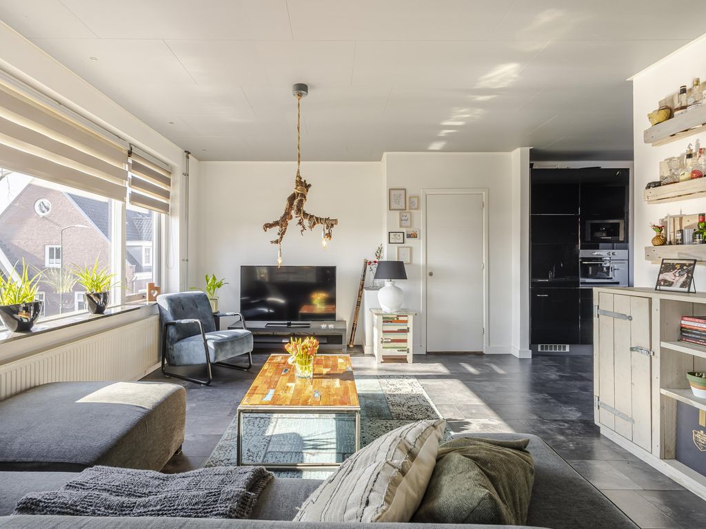 Damstraat 12B, HARDINXVELD-GIESSENDAM