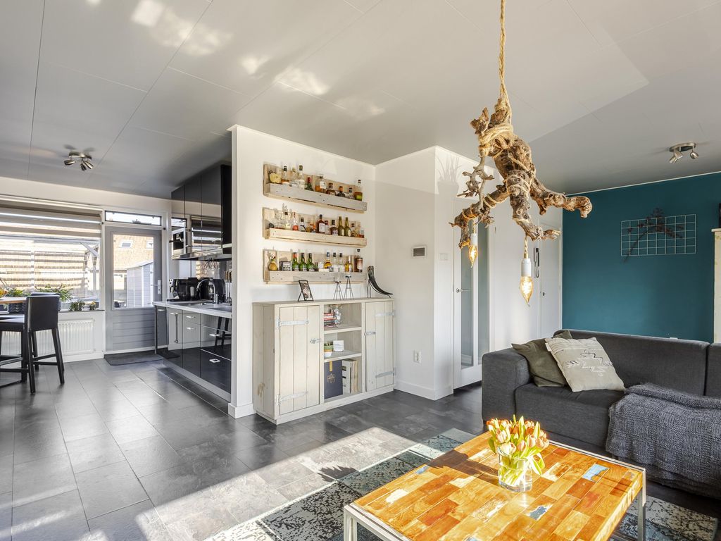 Damstraat 12B, HARDINXVELD-GIESSENDAM