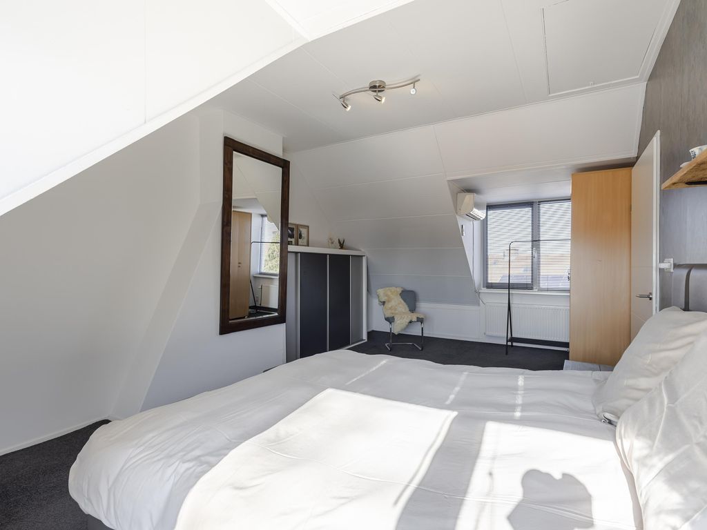 Damstraat 12B, HARDINXVELD-GIESSENDAM