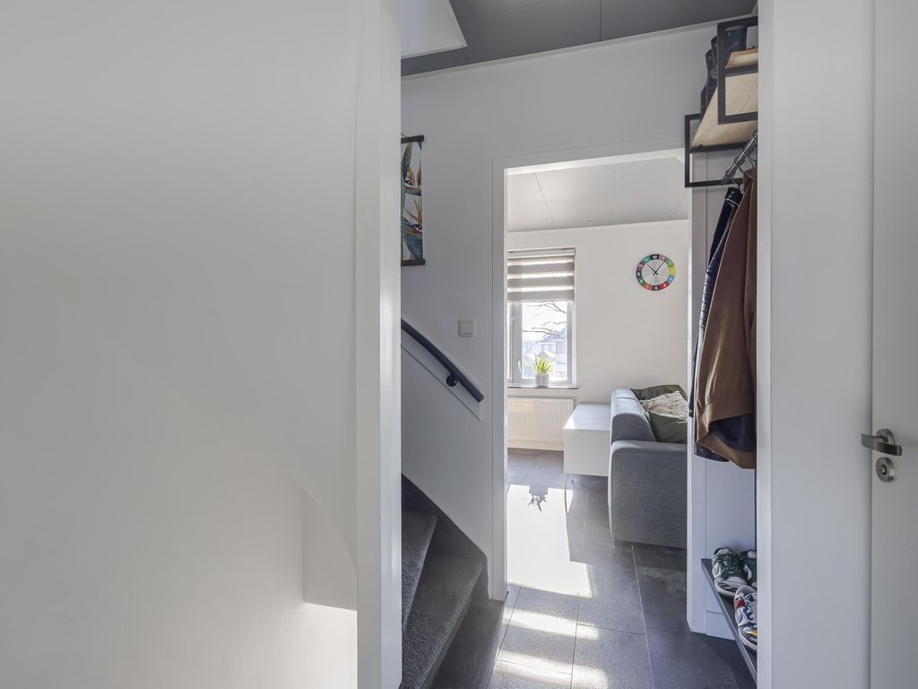 Damstraat 12B, HARDINXVELD-GIESSENDAM