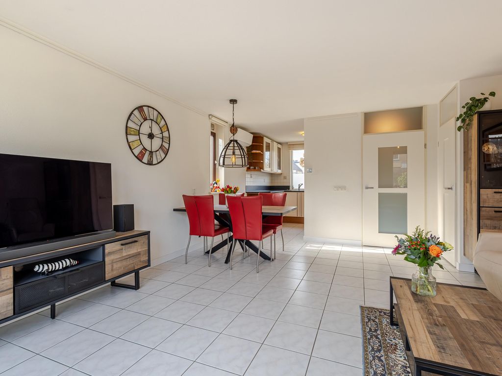 Van den Broek-erf 223, DORDRECHT