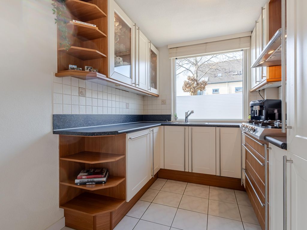 Van den Broek-erf 223, DORDRECHT