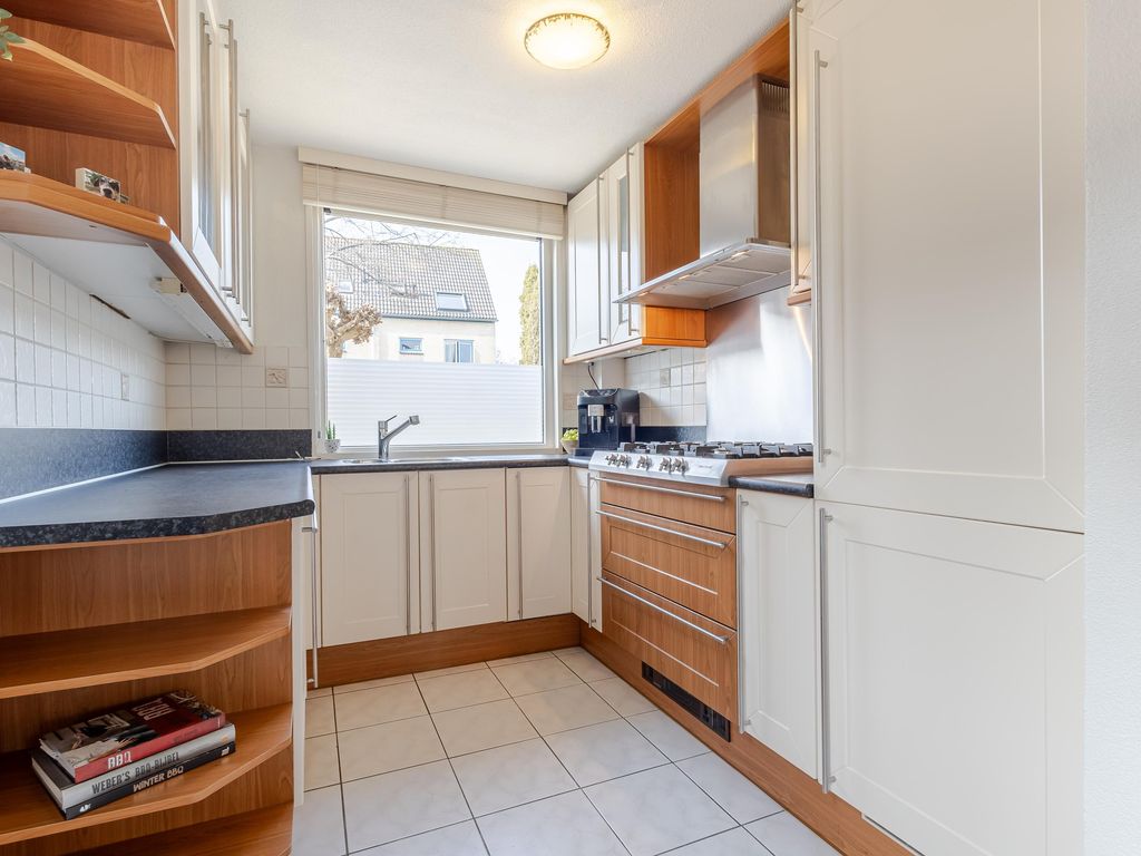 Van den Broek-erf 223, DORDRECHT