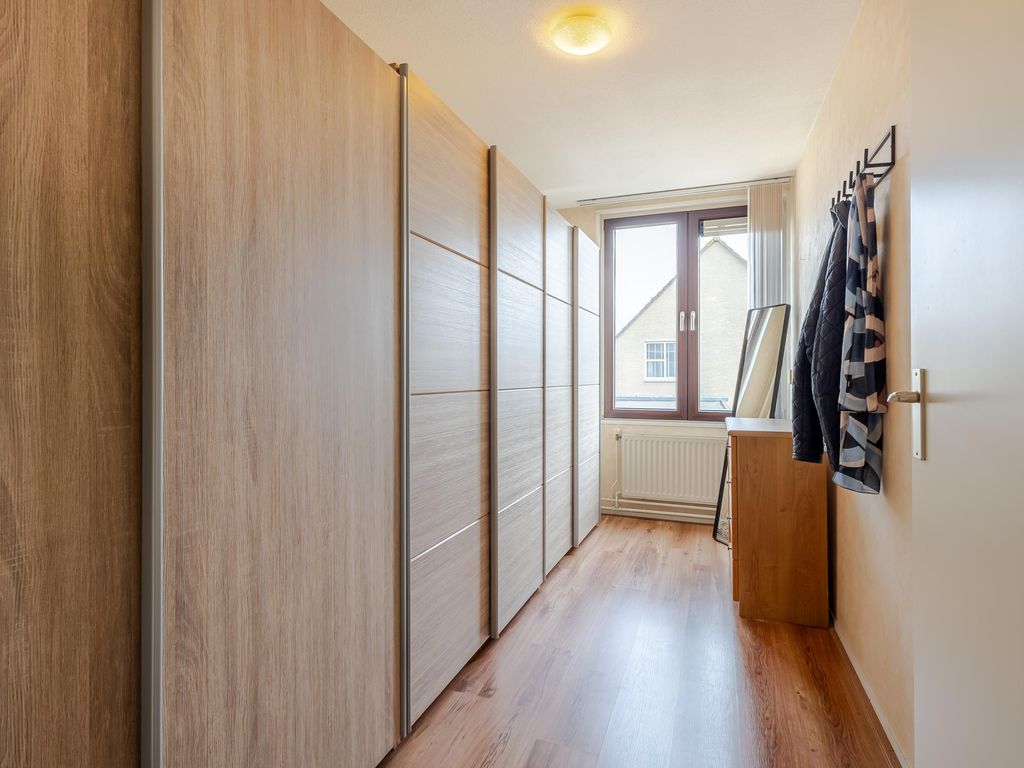 Van den Broek-erf 223, DORDRECHT