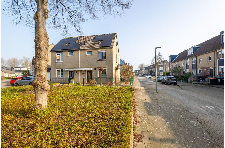 Van den Broek-erf 223