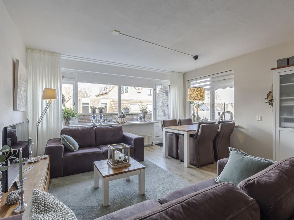 Smalweer 25, Sliedrecht