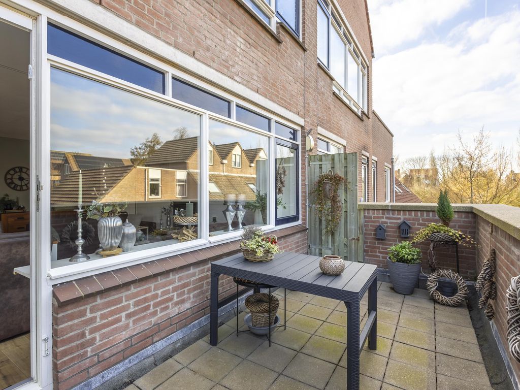 Smalweer 25, Sliedrecht