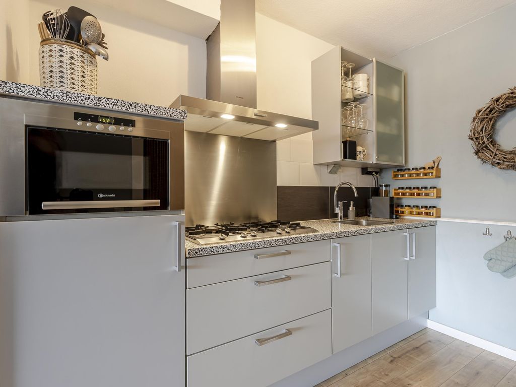 Smalweer 25, Sliedrecht