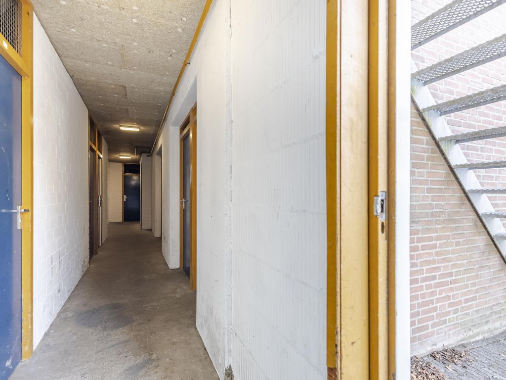 Smalweer 25, Sliedrecht