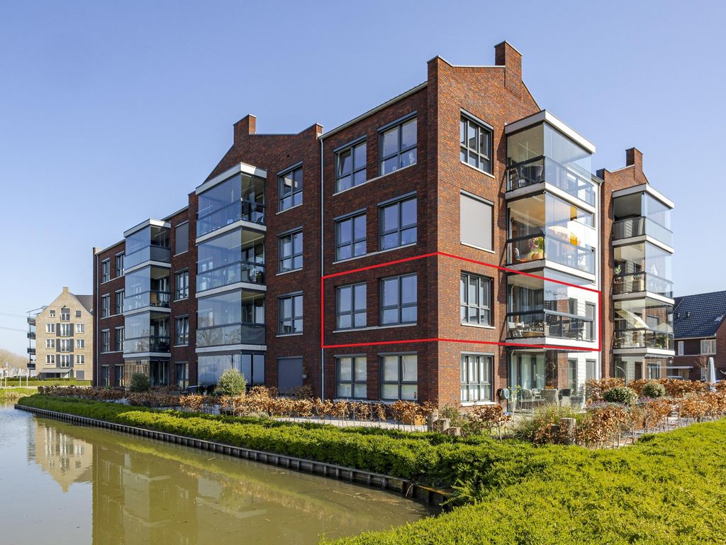 Klarinetstraat 11, Sliedrecht