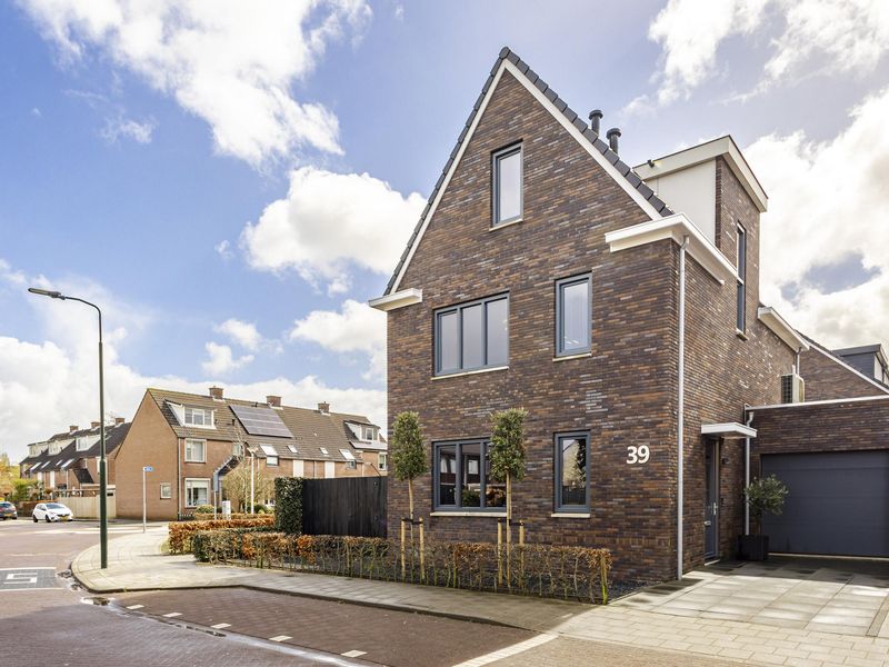 Pieter de Hooghstraat 39, Hardinxveld-giessendam