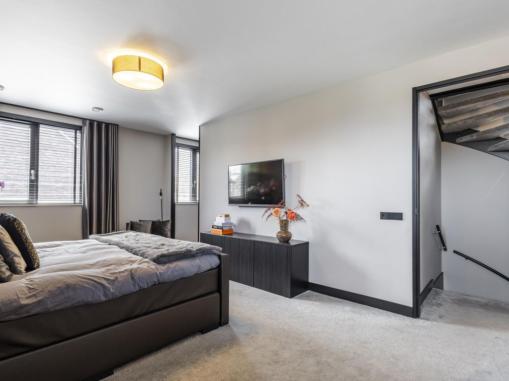 Pieter de Hooghstraat 39, Hardinxveld-Giessendam