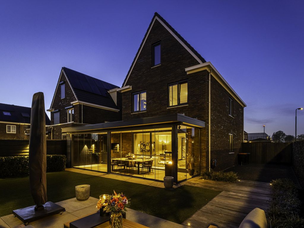 Pieter de Hooghstraat 39, Hardinxveld-Giessendam