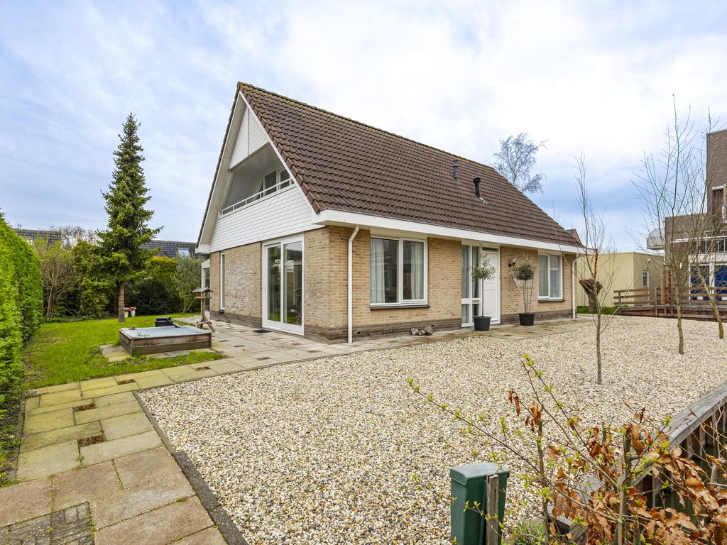 Brooshooftstraat 34A, HARDINXVELD-GIESSENDAM